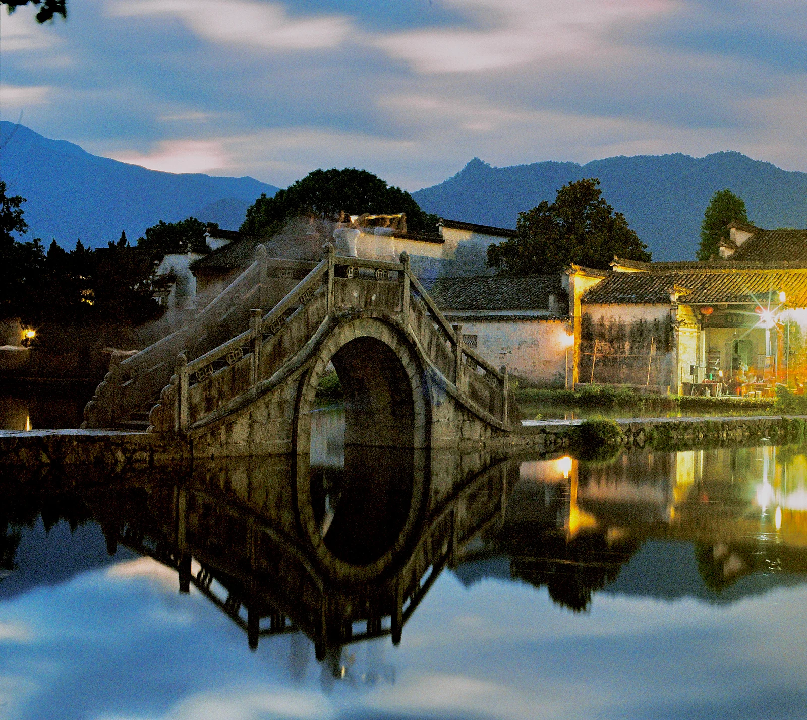 Reflejo de Jiangnan — ASEG · Canon FT QL · Yes!Star C200