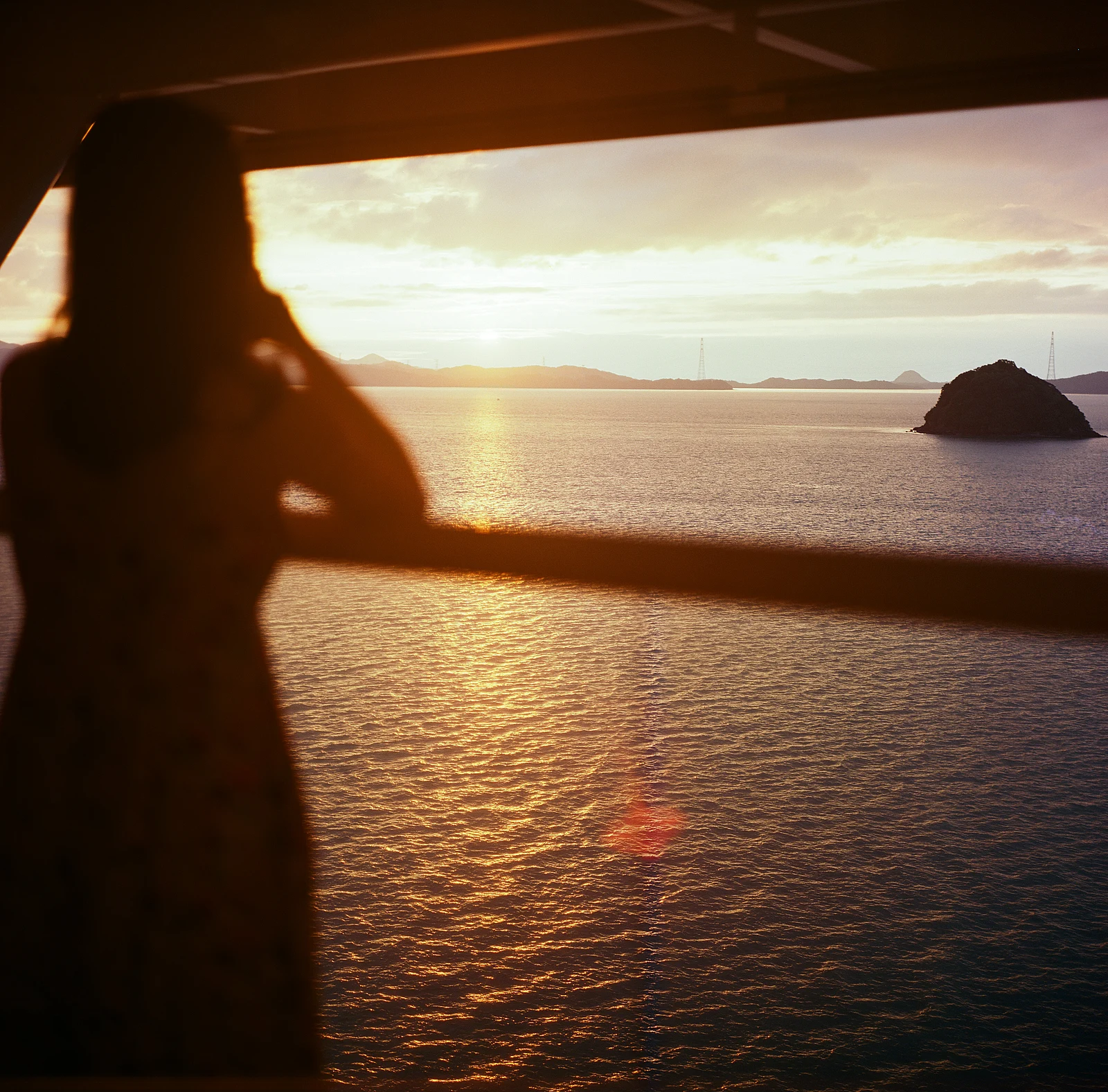 Esperando o pôr do sol — Doubleminus · Rollei Rolleiflex 2.8F · Kodak Portra 400