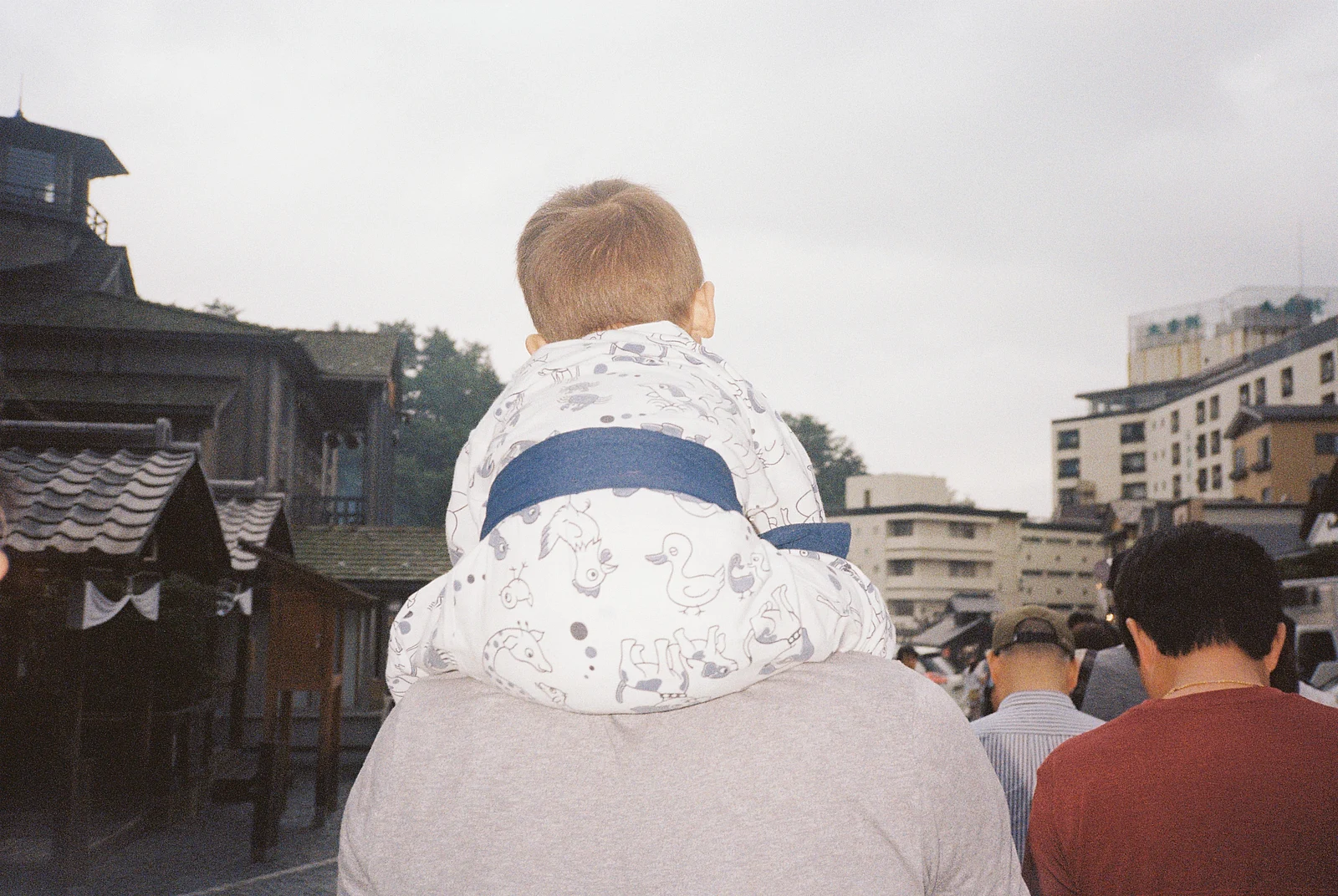 Espalda — 林耕耰 · Yashica T4 · Kodak Gold 200