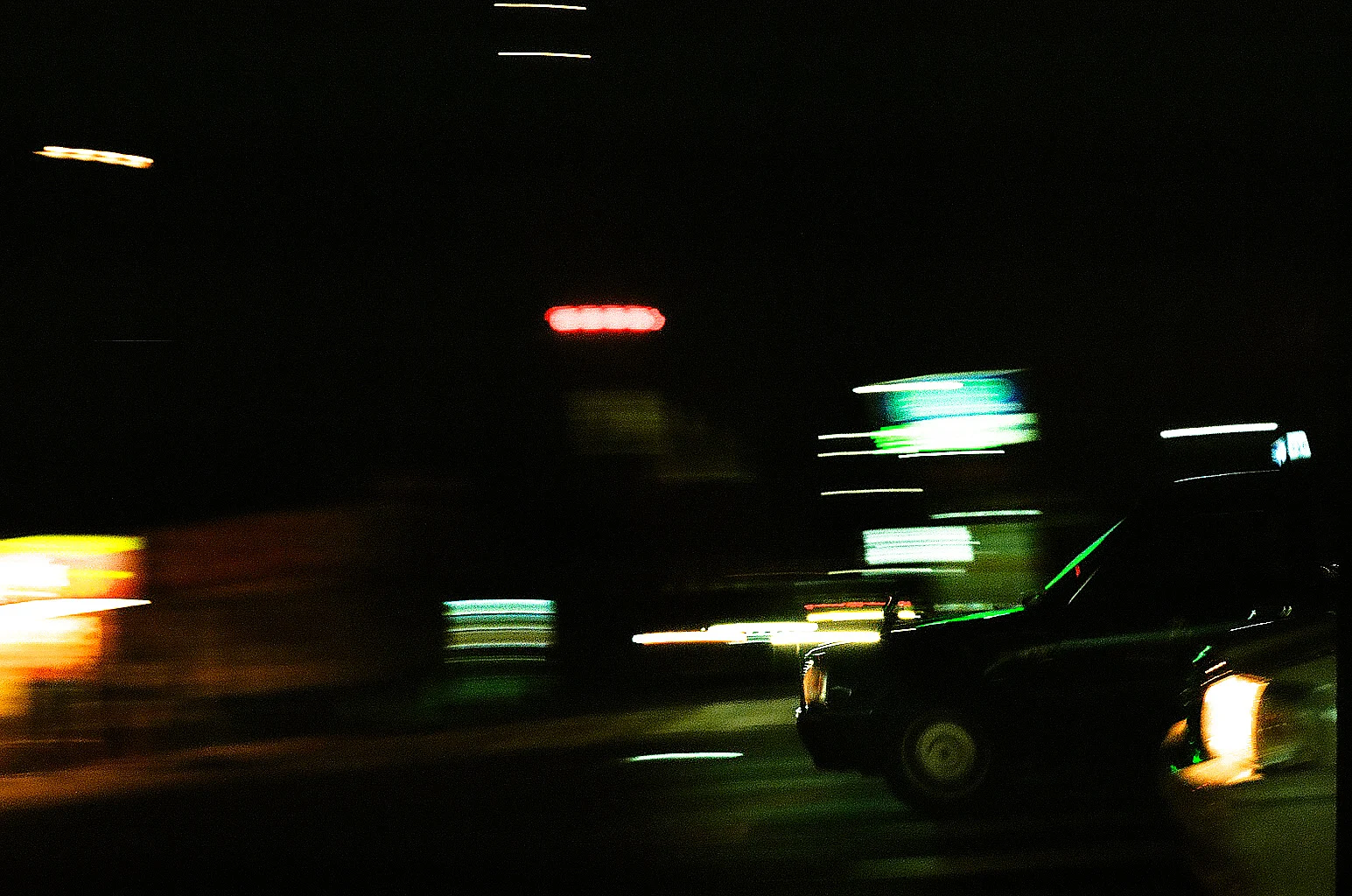 Taxi — すもも · Leica CL · Kodak UltraMax 400