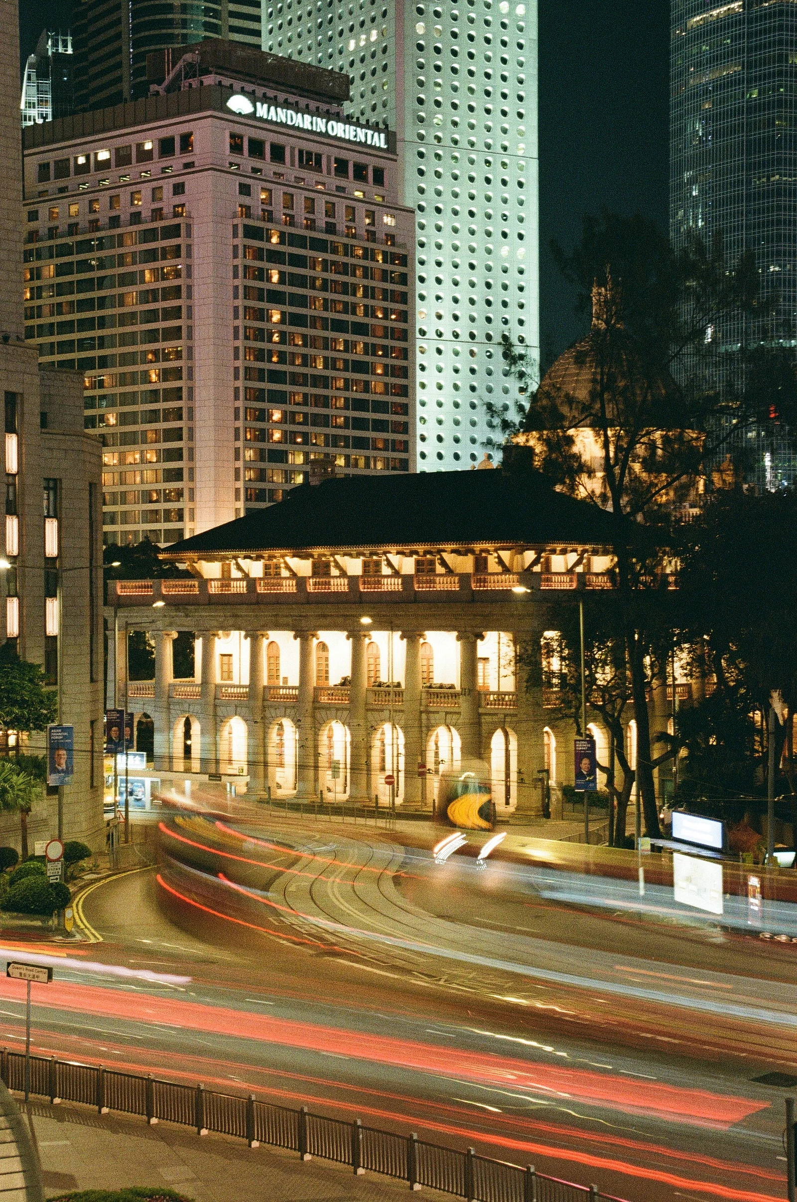 流水遊竜 — HuanngRunXuan · Nikon F3 · ラッキーC200